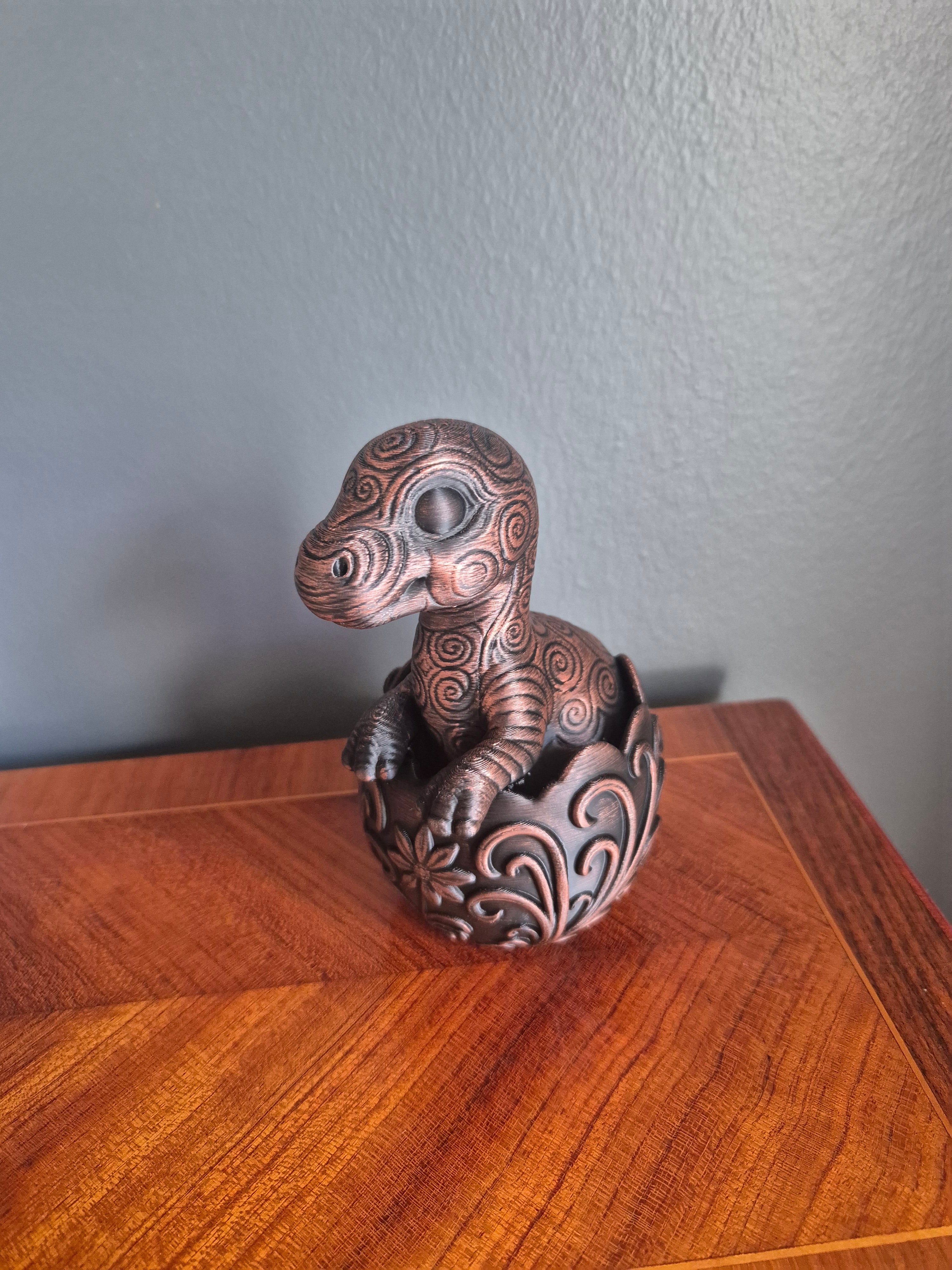 Baby Brontosaurus byste